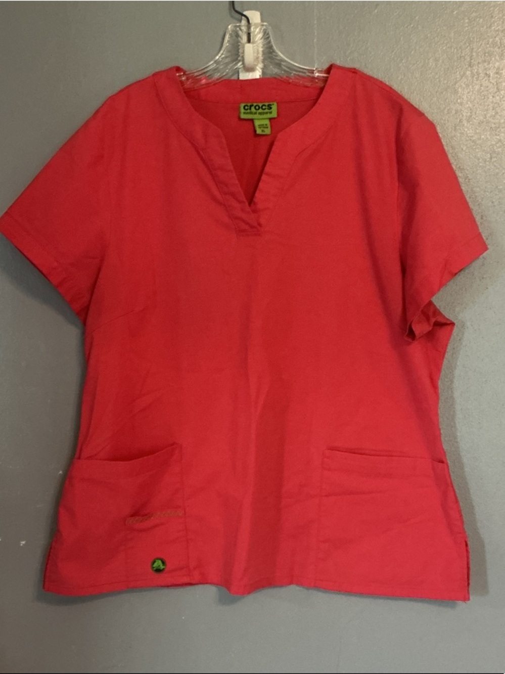 CROCS Red Medical Scrub Top Sz XL